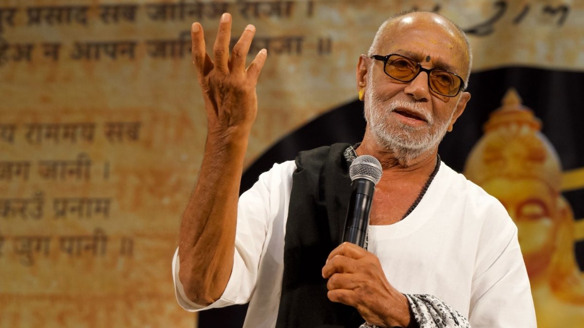 Morari Bapu